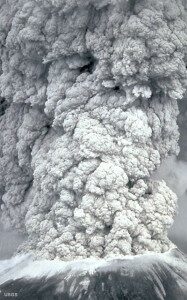 vulkaanituhk-187x300-8605576